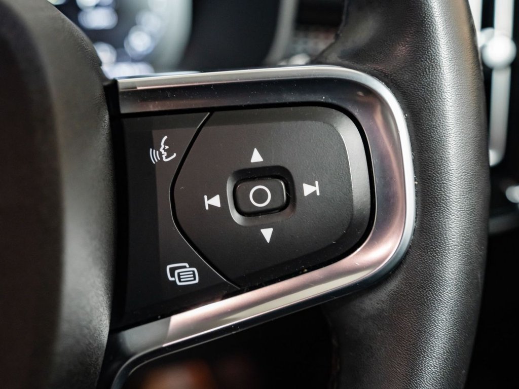 Used Volvo XC40 2021 for sale - 77677177: Photo 29