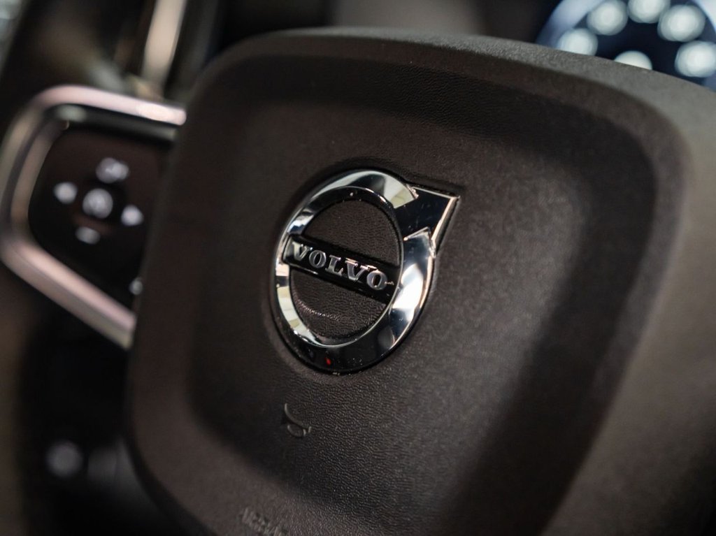 Used Volvo XC40 2021 for sale - 77677177: Photo 31