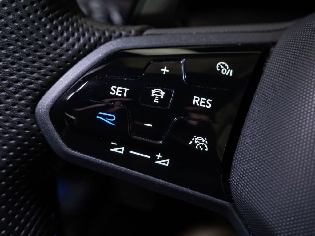 Used Volkswagen Golf 2023 for sale - 77677188: Photo 29