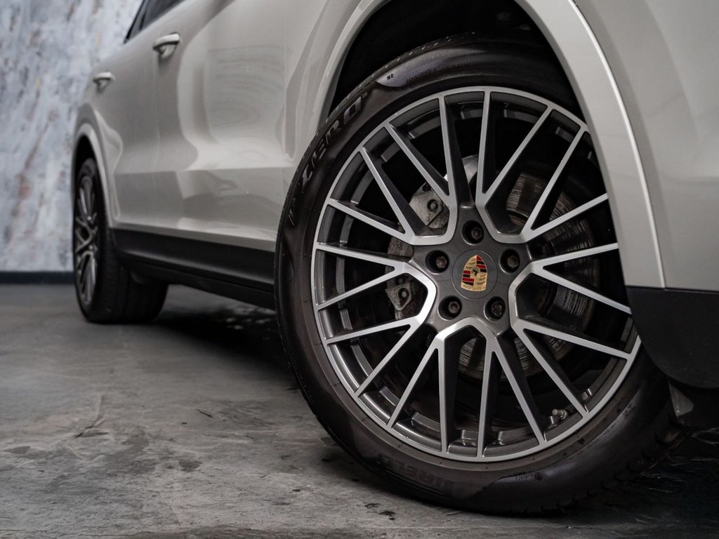 Used Porsche Cayenne 2022 for sale - 78095857: Photo 5