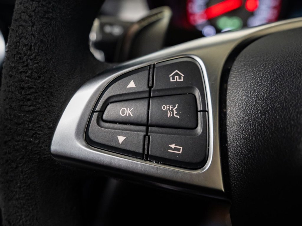 Used Mercedes-Benz GLC 2019 for sale - 78134359: Photo 31