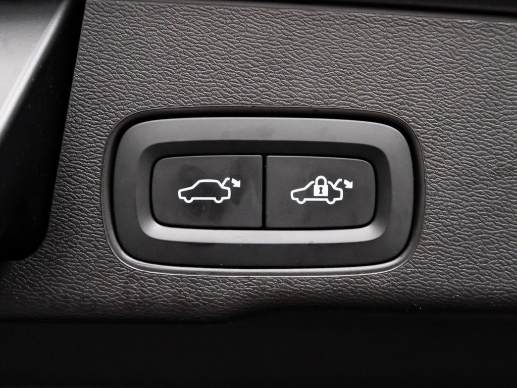 Used Volvo XC60 2022 for sale - 77677236: Photo 23