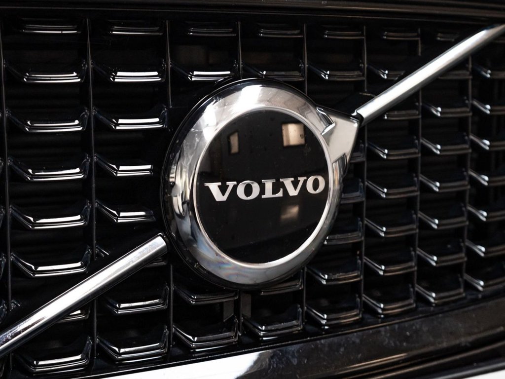 Used Volvo XC60 2022 for sale - 77677236: Photo 4