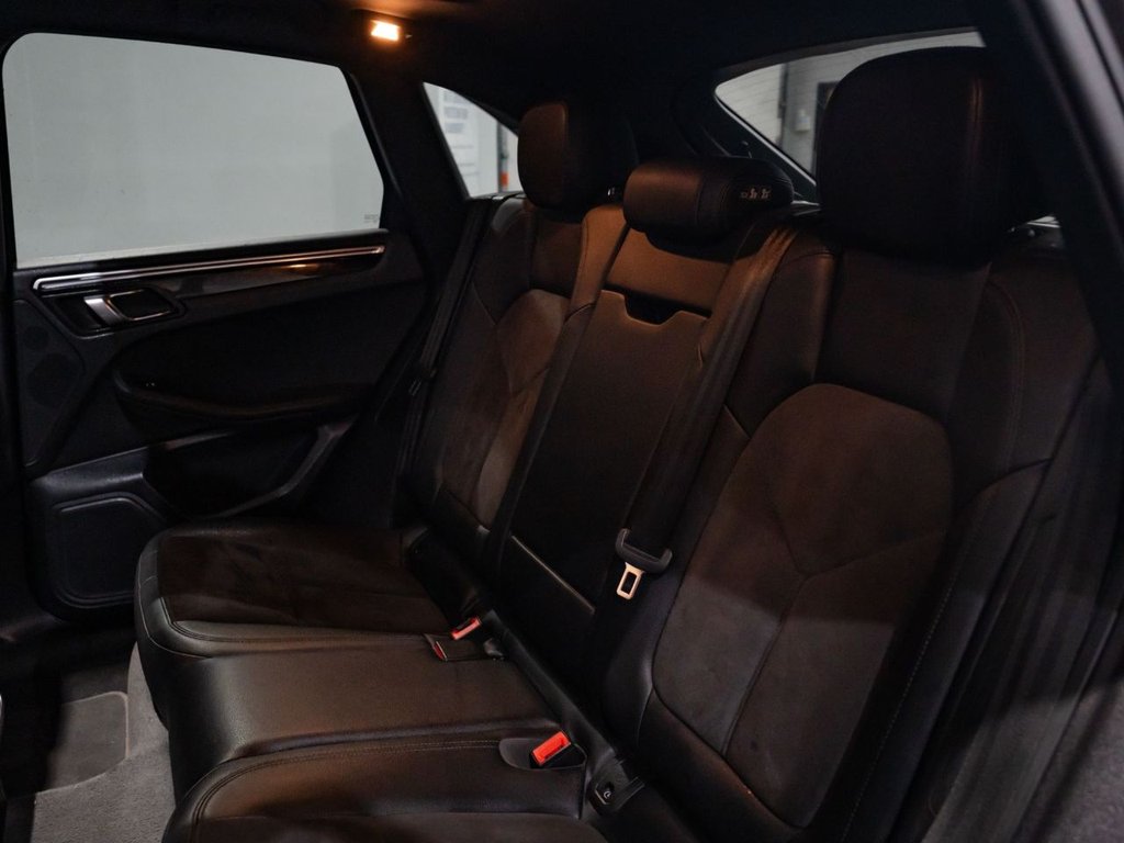 Used Porsche Macan 2018 for sale - 77677211: Photo 24