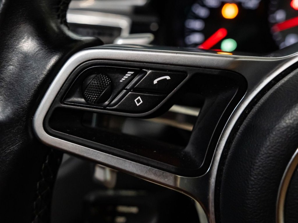 Used Porsche Macan 2018 for sale - 77677211: Photo 27