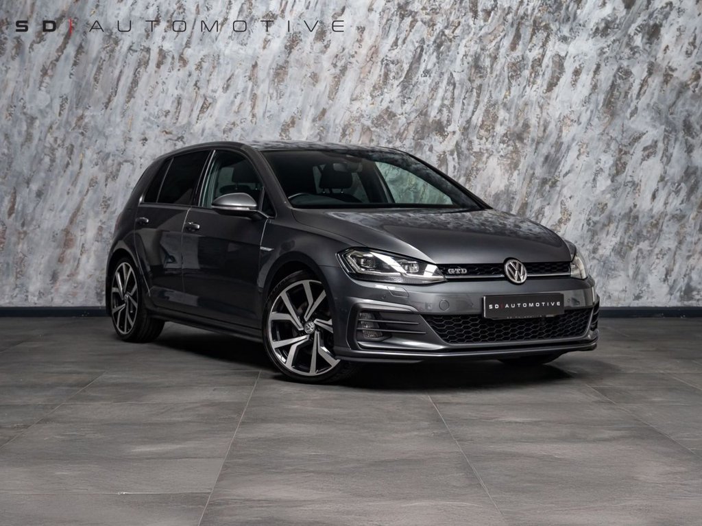 Used Volkswagen Golf 2019 for sale - 77677173: Photo 1