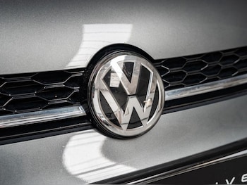 Used Volkswagen Golf 2019 for sale - 77677173: Photo