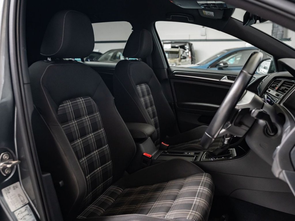 Used Volkswagen Golf 2019 for sale - 77677173: Photo 7