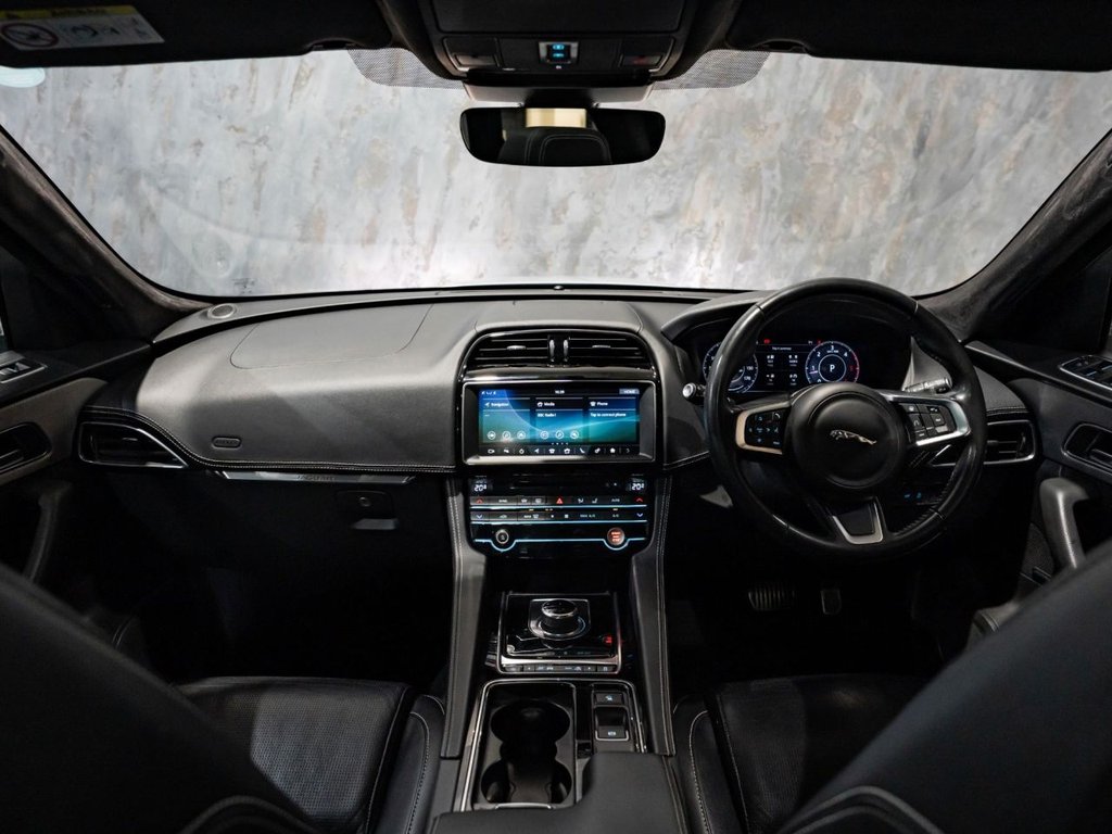 Used Jaguar F-Pace 2019 for sale - 77677205: Photo 12