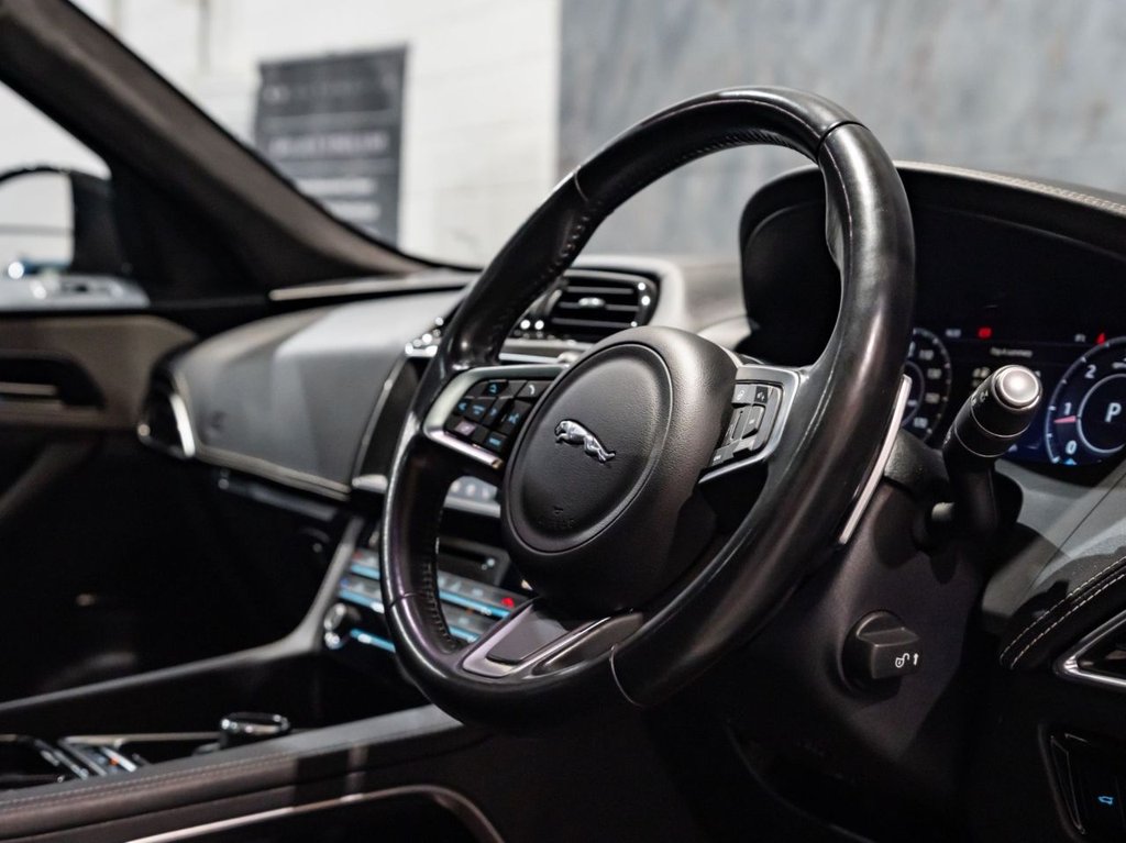 Used Jaguar F-Pace 2019 for sale - 77677205: Photo 16