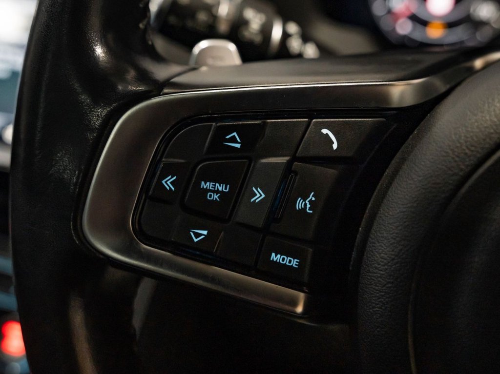 Used Jaguar F-Pace 2019 for sale - 77677205: Photo 30