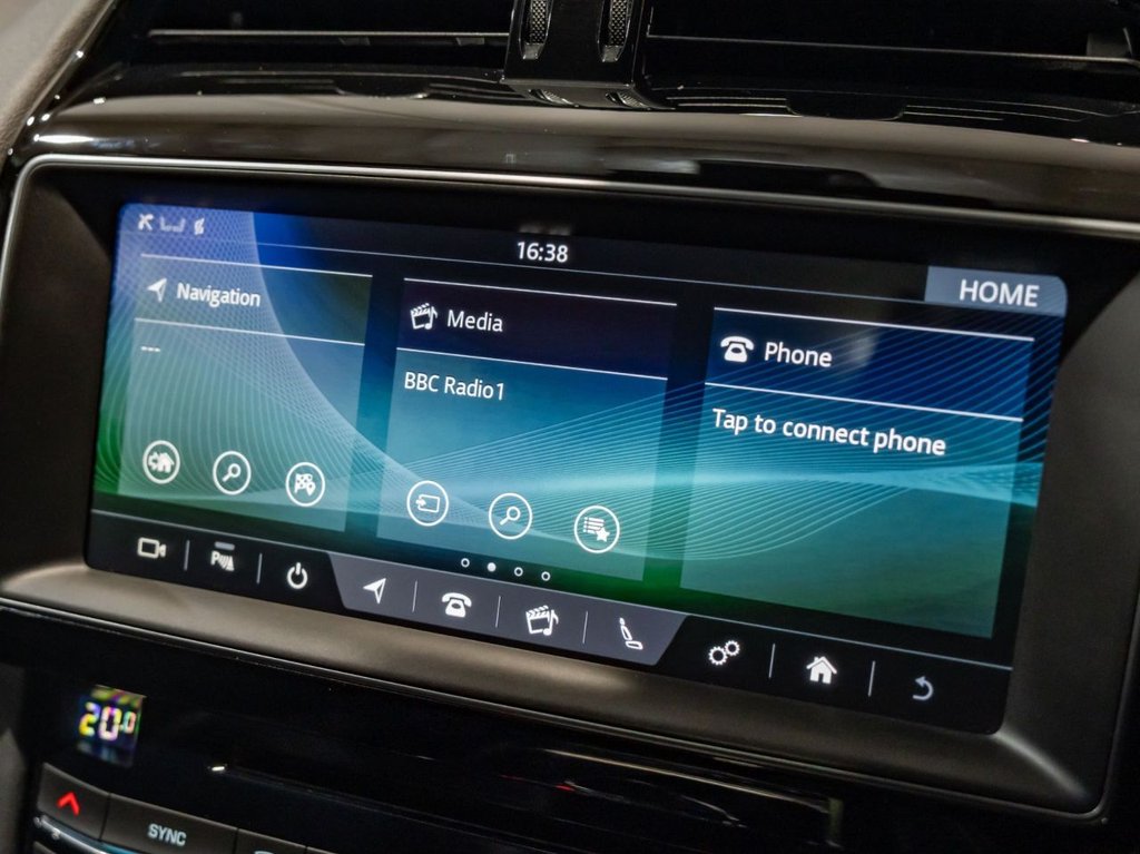 Used Jaguar F-Pace 2019 for sale - 77677205: Photo 31