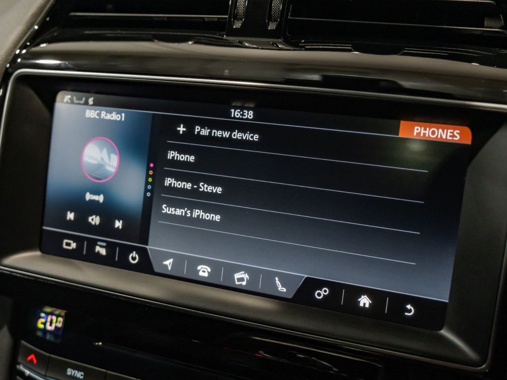 Used Jaguar F-Pace 2019 for sale - 77677205: Photo 33