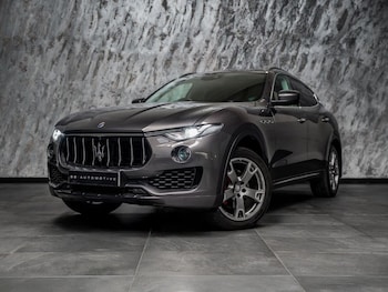 Used Maserati Levante 2017 for sale - 77806861: Photo