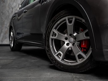 Used Maserati Levante 2017 for sale - 77806861: Photo