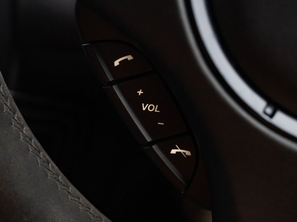 Used Aston Martin Vantage 2013 for sale - 77677202: Photo 24