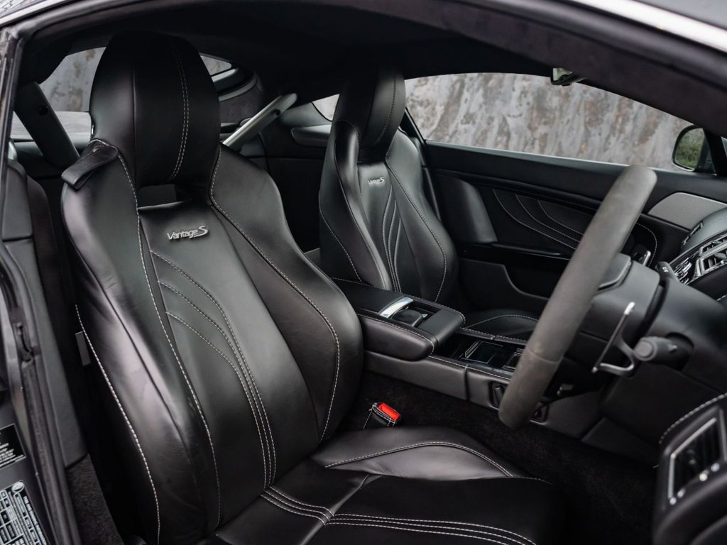 Used Aston Martin Vantage 2013 for sale - 77677202: Photo 6
