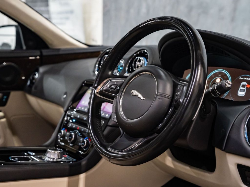 Used Jaguar XJ 2019 for sale - 77677164: Photo 14