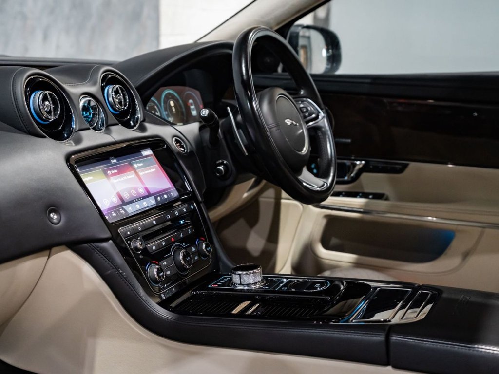 Used Jaguar XJ 2019 for sale - 77677164: Photo 27