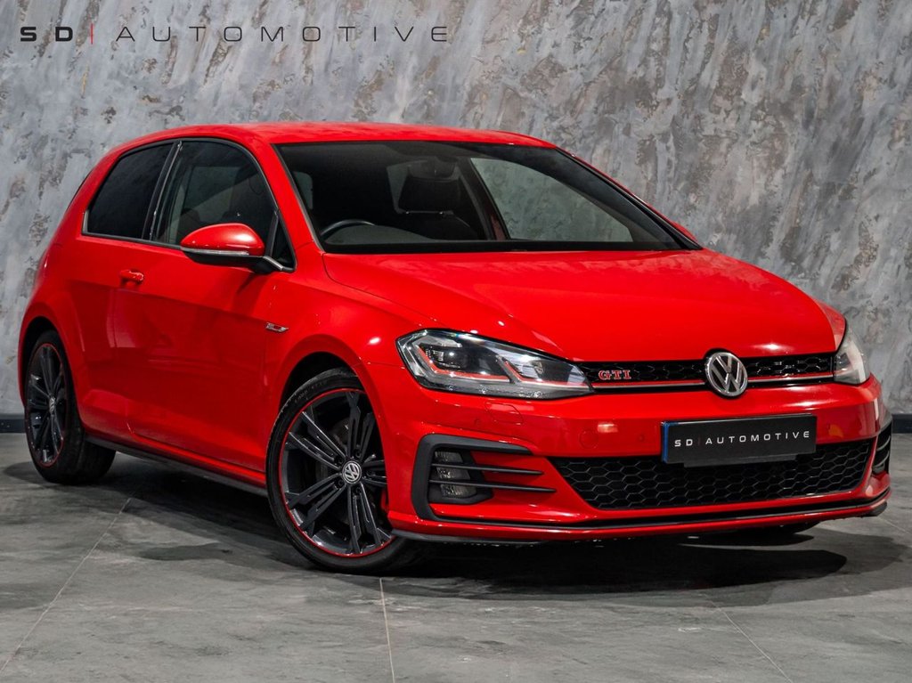 Used Volkswagen Golf 2017 for sale - 77677216: Photo 1