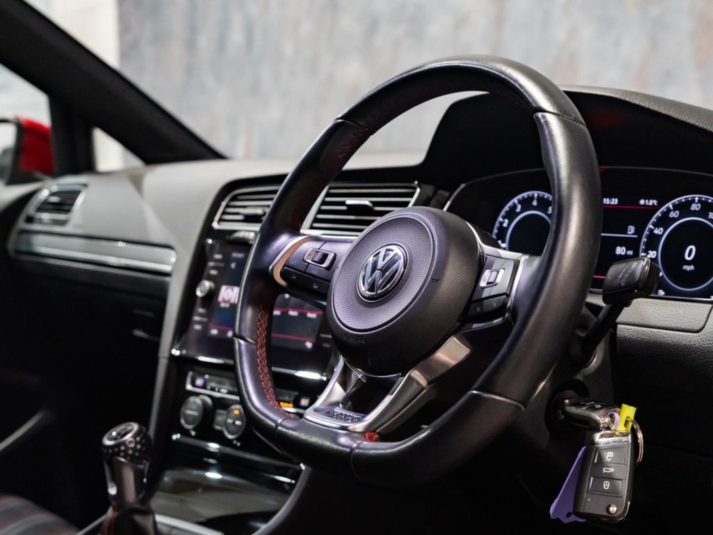 Used Volkswagen Golf 2017 for sale - 77677216: Photo 17