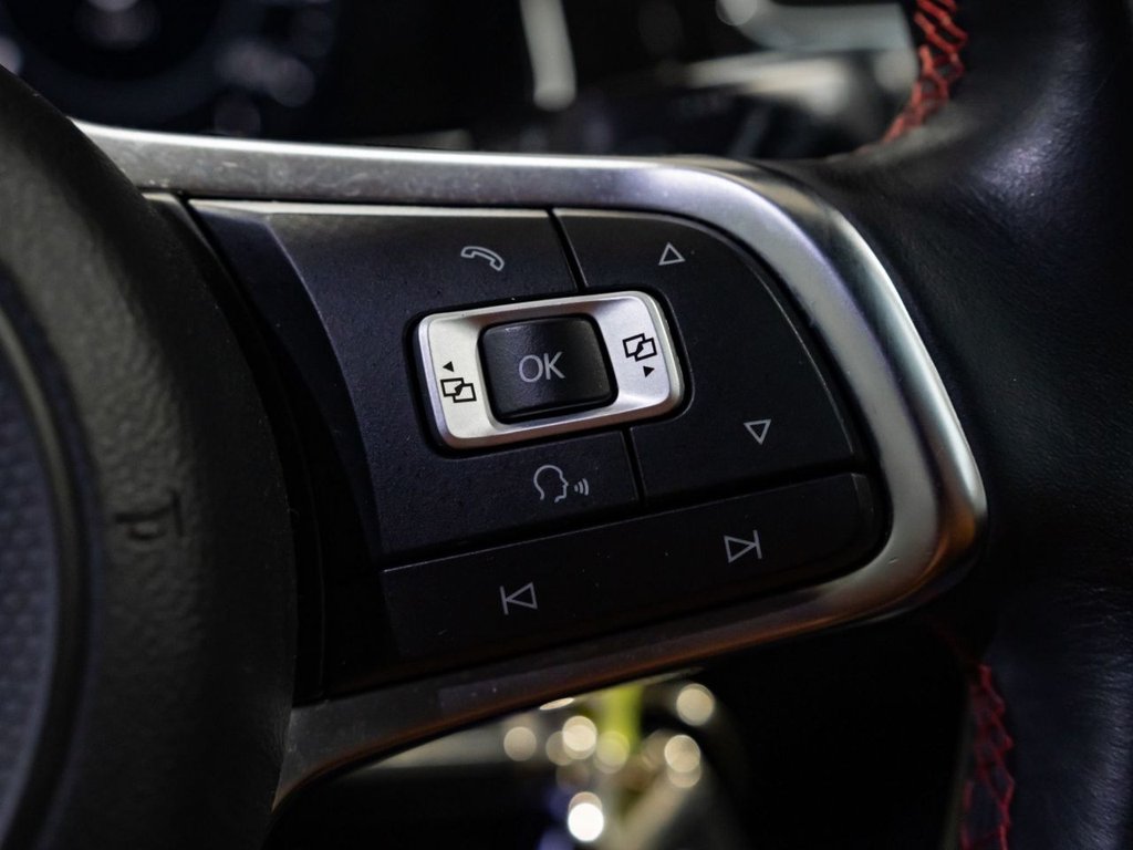 Used Volkswagen Golf 2017 for sale - 77677216: Photo 29