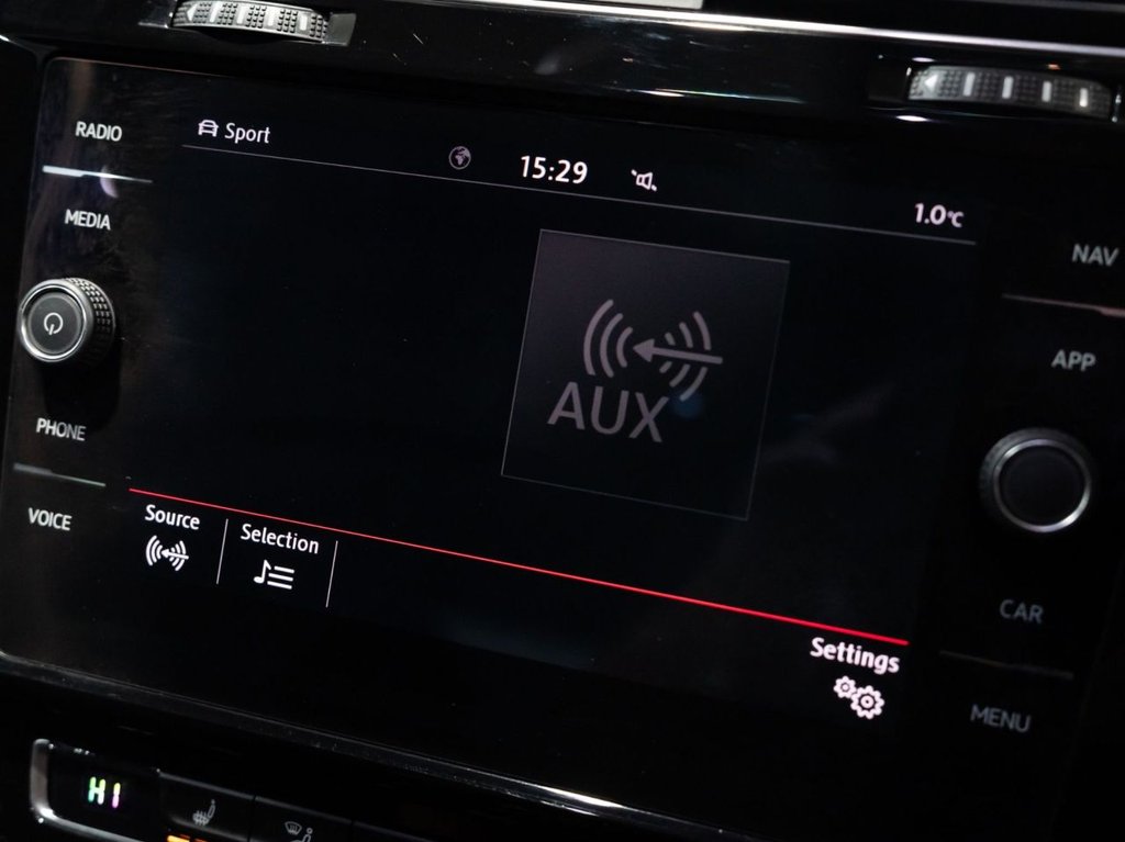 Used Volkswagen Golf 2017 for sale - 77677216: Photo 36