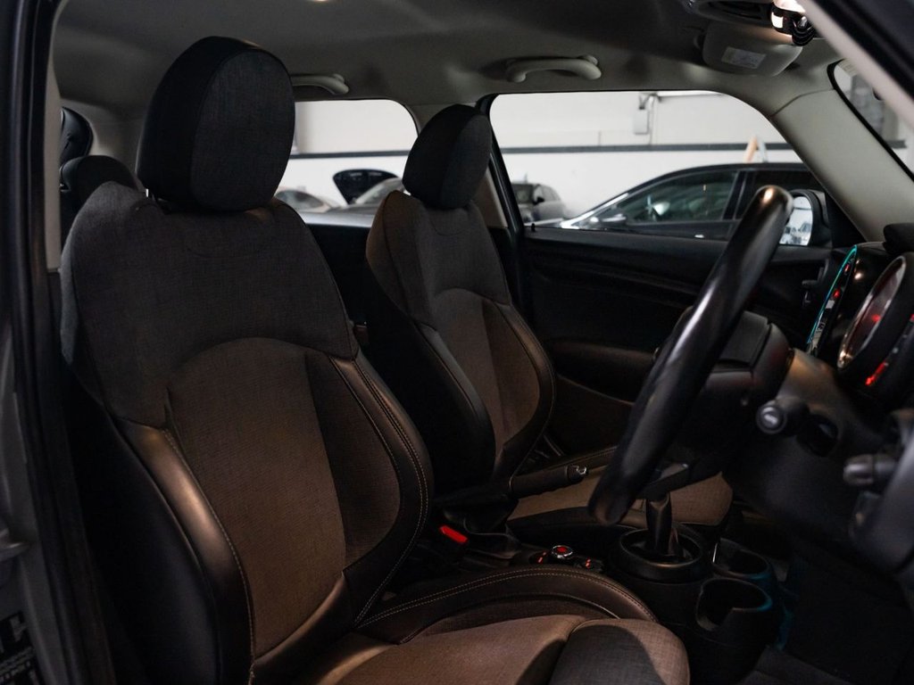 Used MINI Hatch 2018 for sale - 77677189: Photo 6