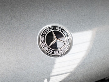 Used Mercedes-Benz GLC 2019 for sale - 77850074: Photo