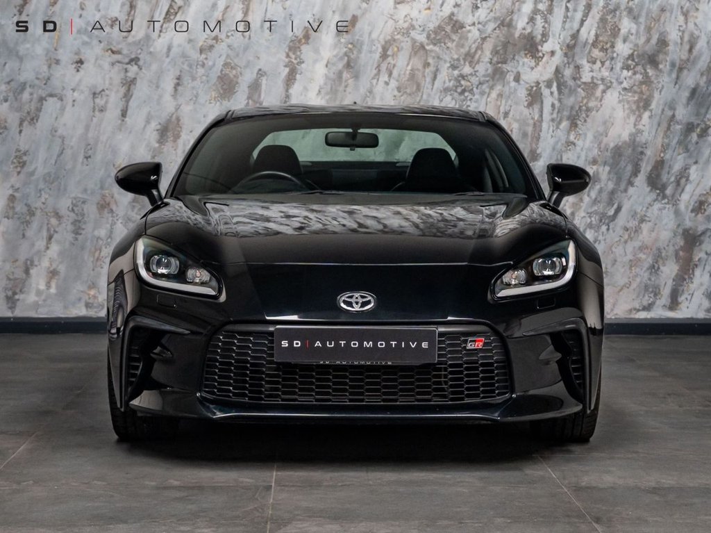 Used Toyota GR86 2023 for sale - 77677215: Photo 2