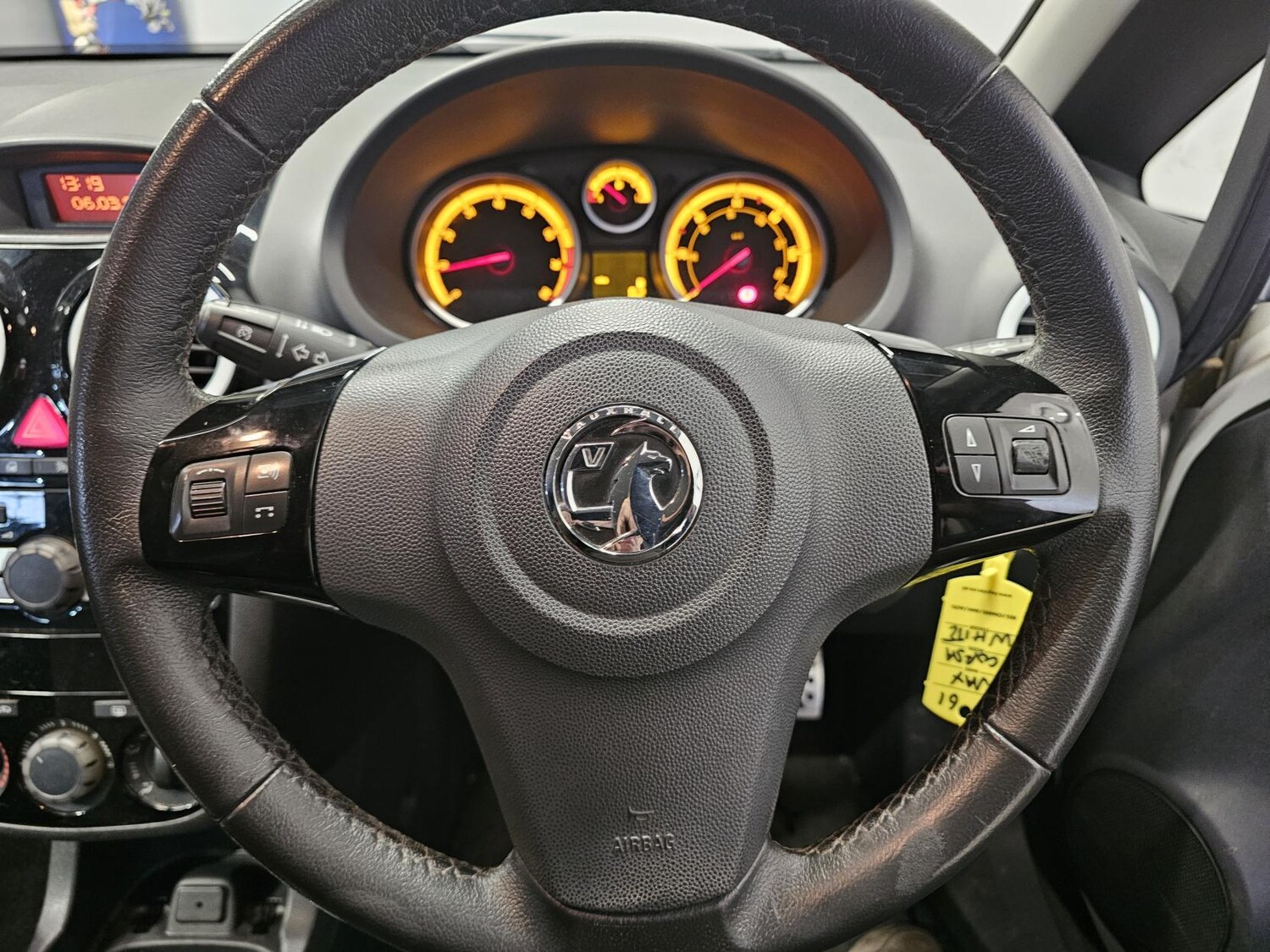 Used Vauxhall Corsa 2014 for sale - 77890159: Photo 17