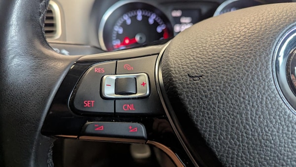 Used Volkswagen Polo 2015 for sale - 75443750: Photo 13