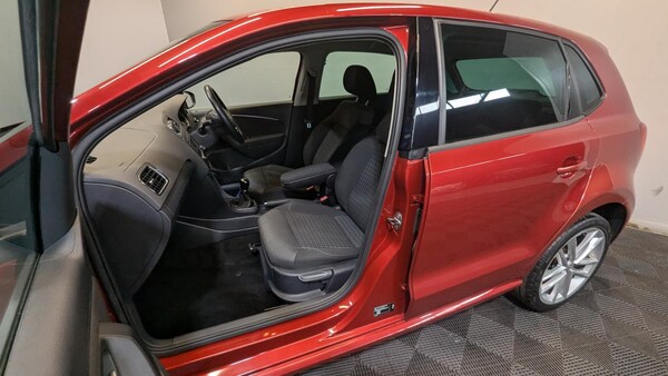 Used Volkswagen Polo 2015 for sale - 75443750: Photo 25
