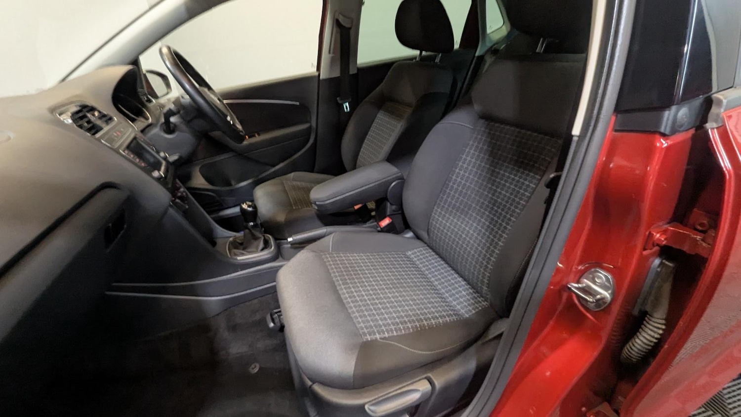 Vehicle 27