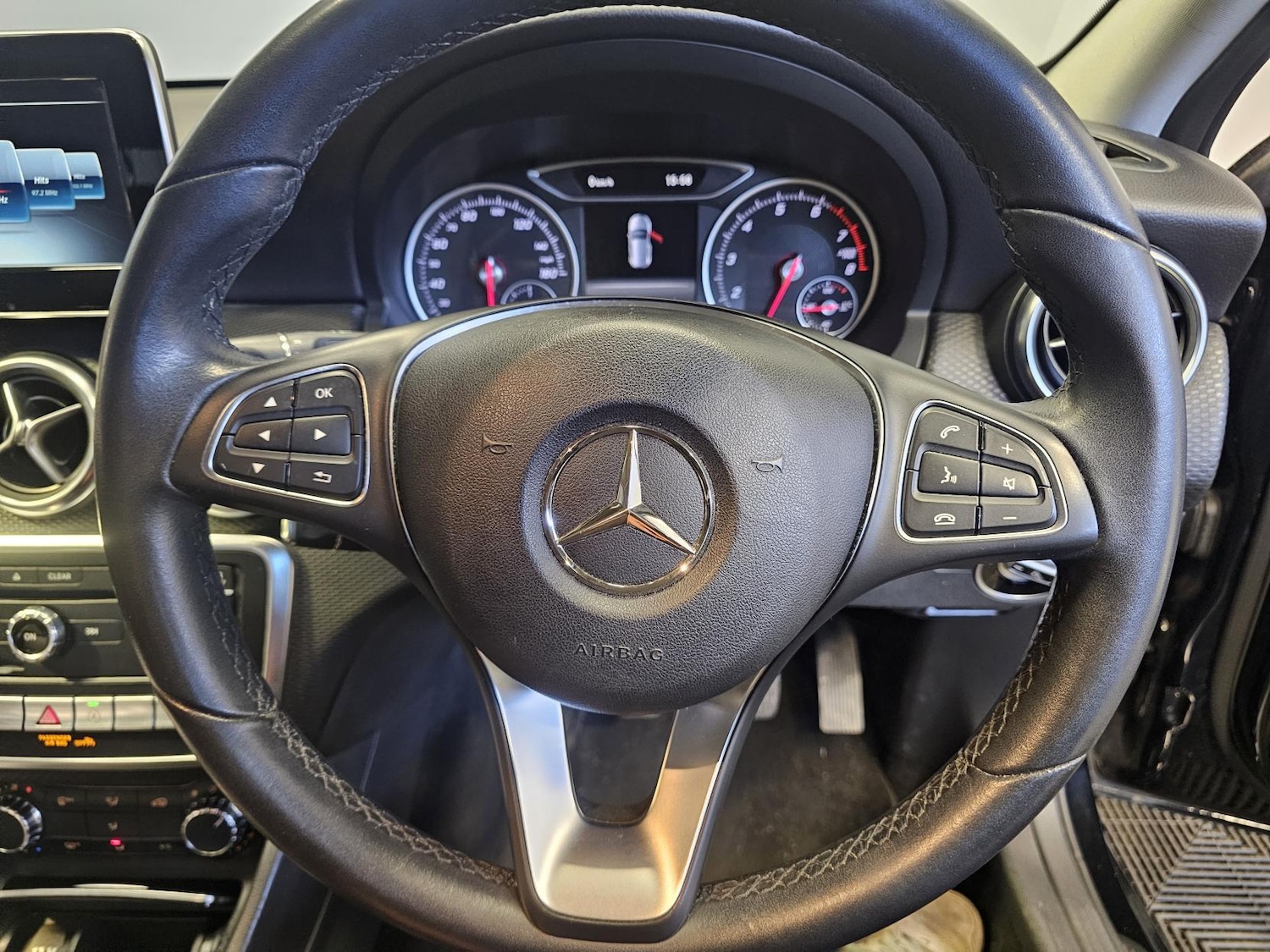 Used Mercedes-Benz A-Class 2017 for sale - 77774694: Photo 28