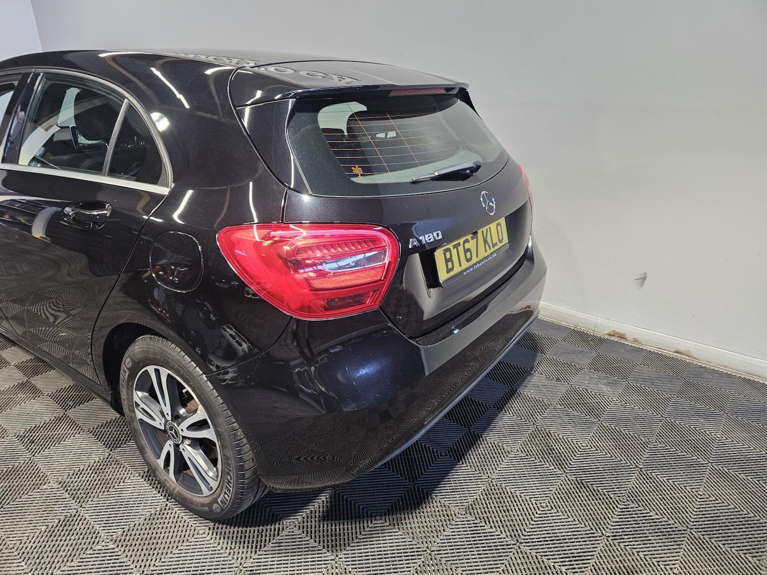 Used Mercedes-Benz A-Class 2017 for sale - 77774694: Photo 3