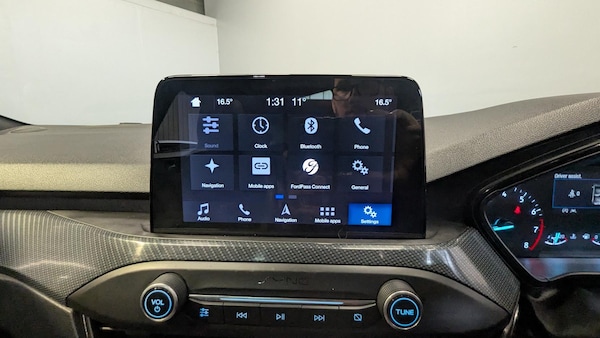 Used Ford Focus 2019 for sale - 76266319: Photo 11