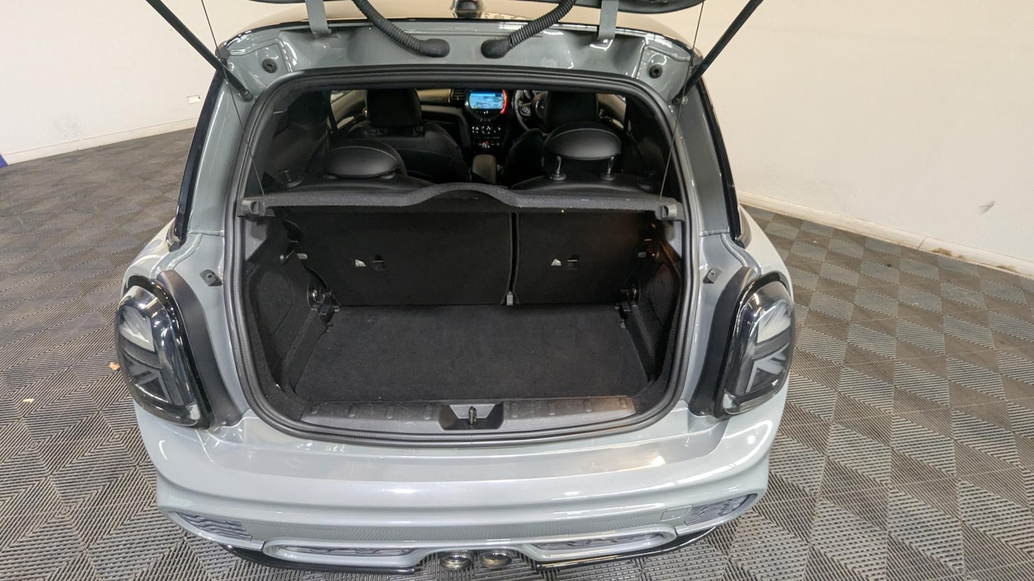 Vehicle 39