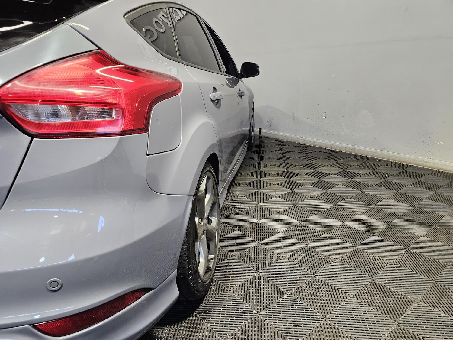 Used Ford Focus 2015 for sale - 76862054: Photo 6