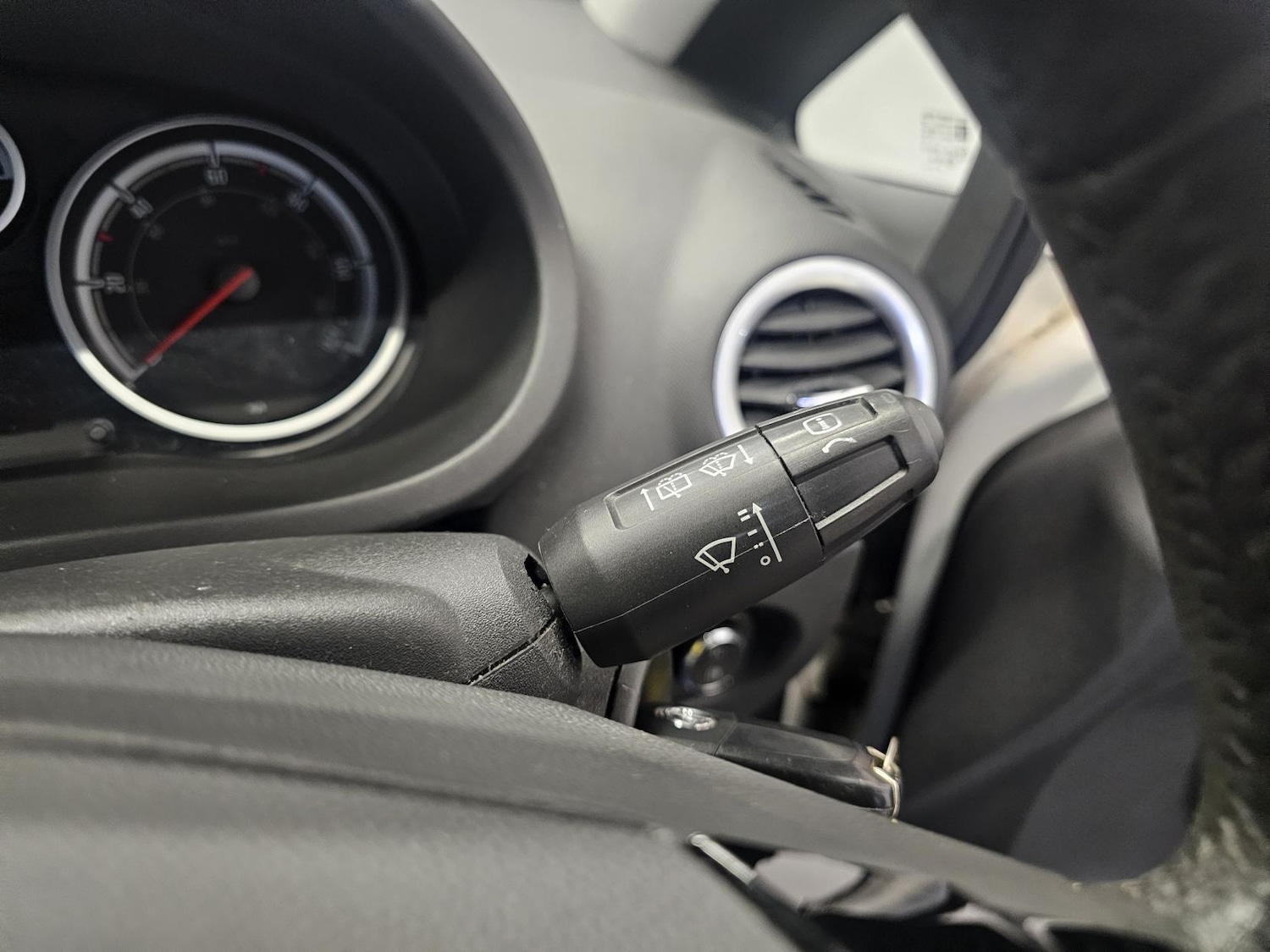 Used Vauxhall Corsa 2015 for sale - 76847340: Photo 20