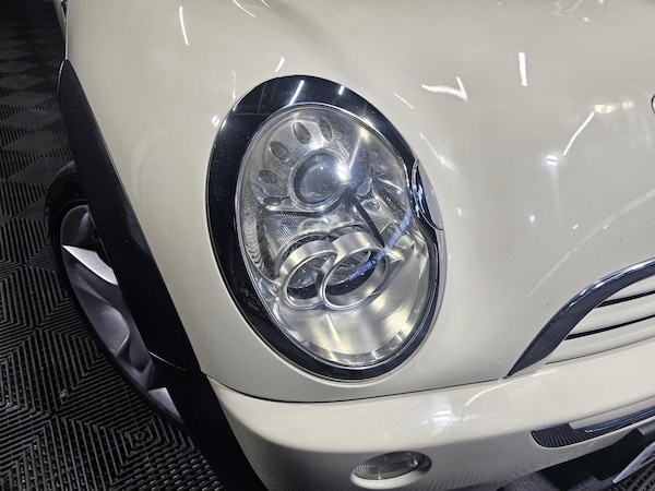 Used MINI Convertible 2006 for sale - 76312649: Photo 28