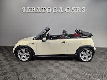 Used MINI Convertible 2006 for sale - 76312649: Photo 2