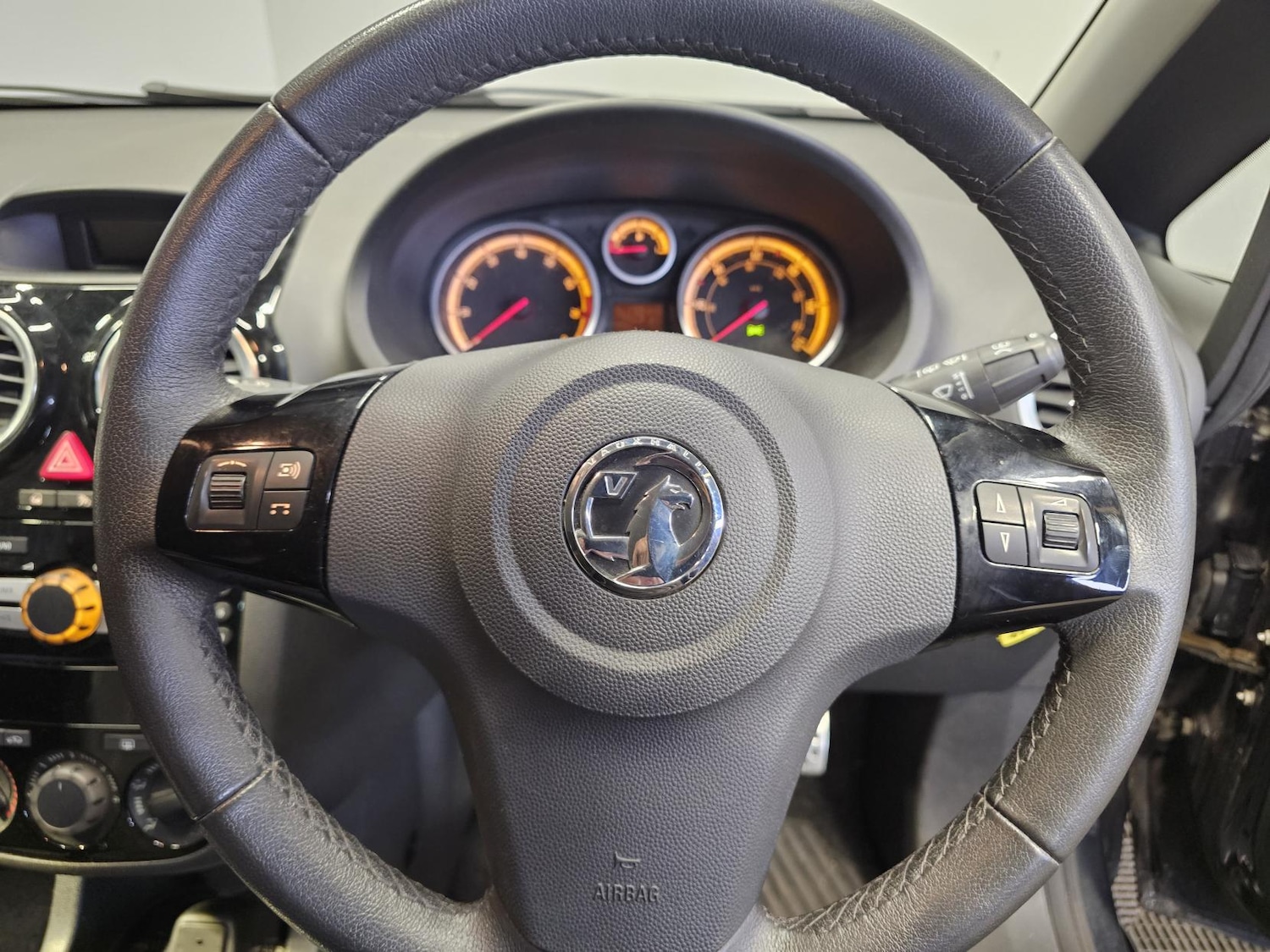 Used Vauxhall Corsa 2014 for sale - 77778719: Photo 19