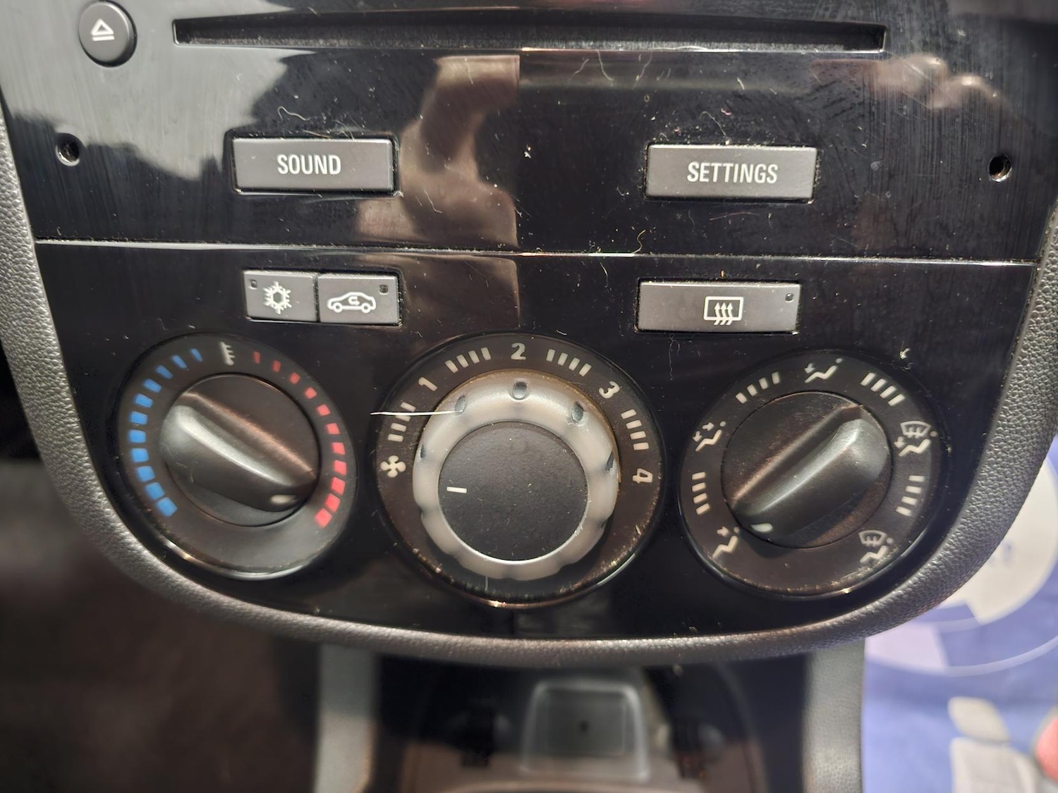 Used Vauxhall Corsa 2011 for sale - 76750282: Photo 23