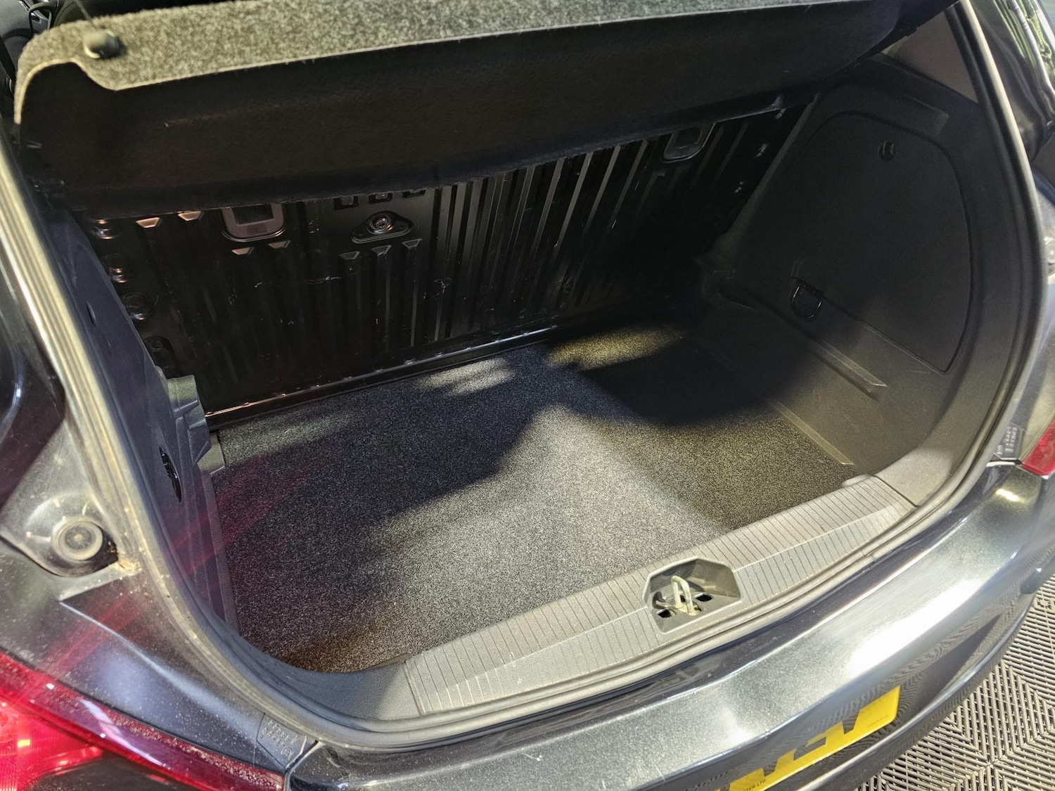 Used Vauxhall Corsa 2013 for sale - 77116357: Photo 12