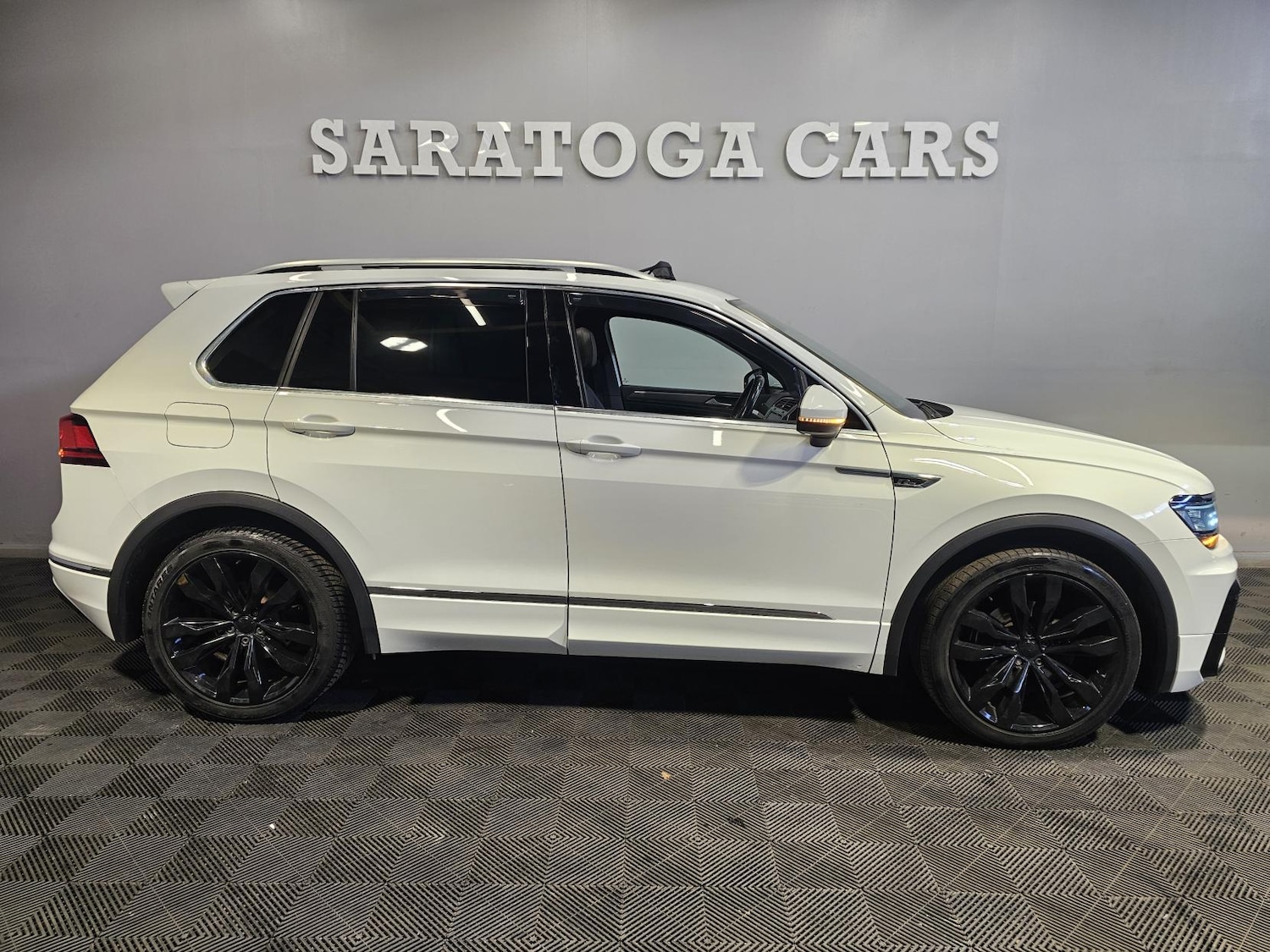 Used Volkswagen Tiguan 2018 for sale - 77702872: Photo 11