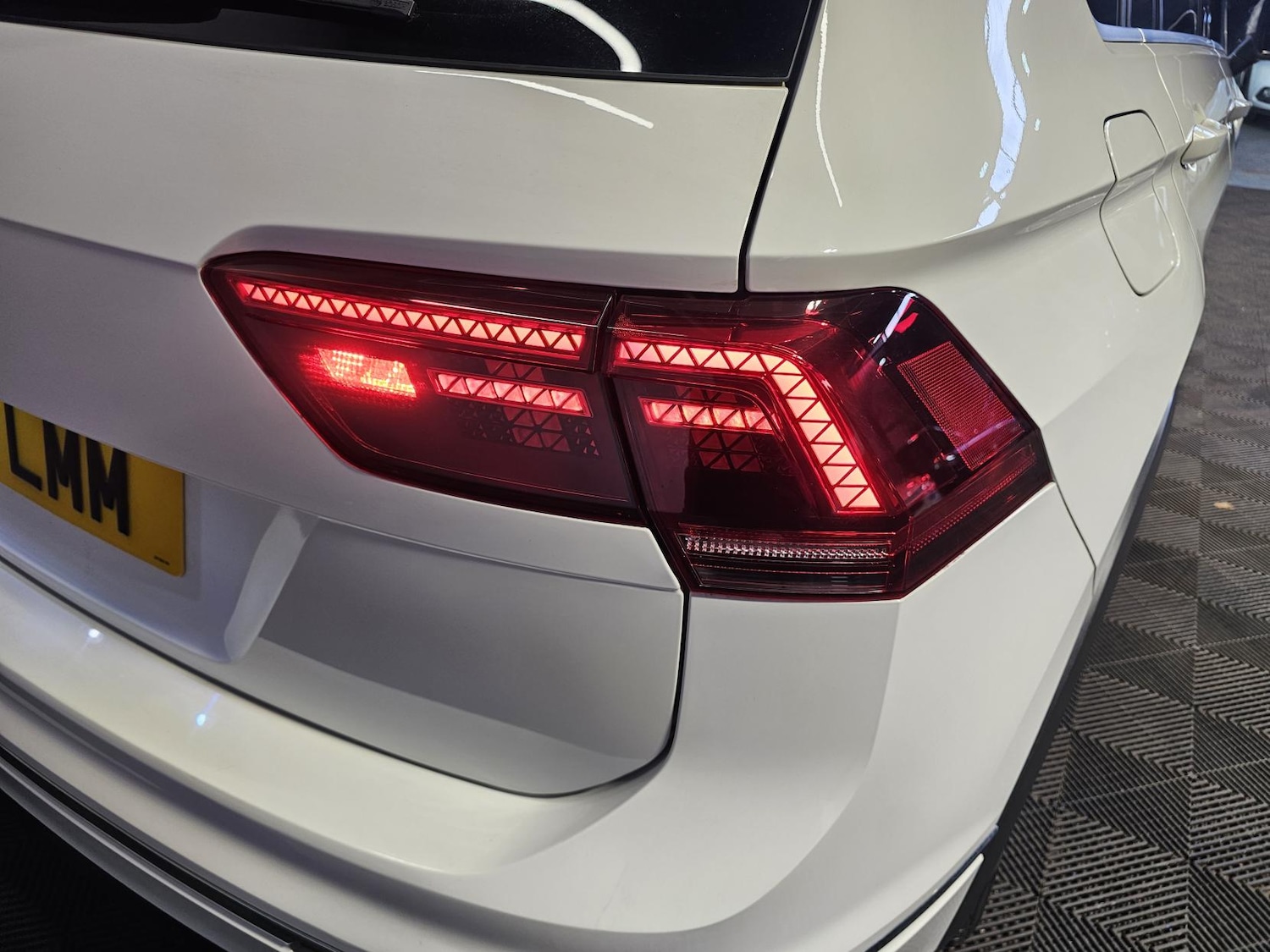 Used Volkswagen Tiguan 2018 for sale - 77702872: Photo 14