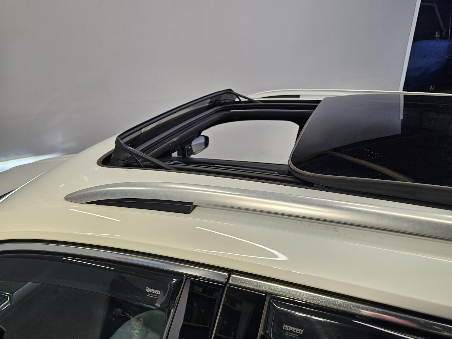 Used Volkswagen Tiguan 2018 for sale - 77702872: Photo 3