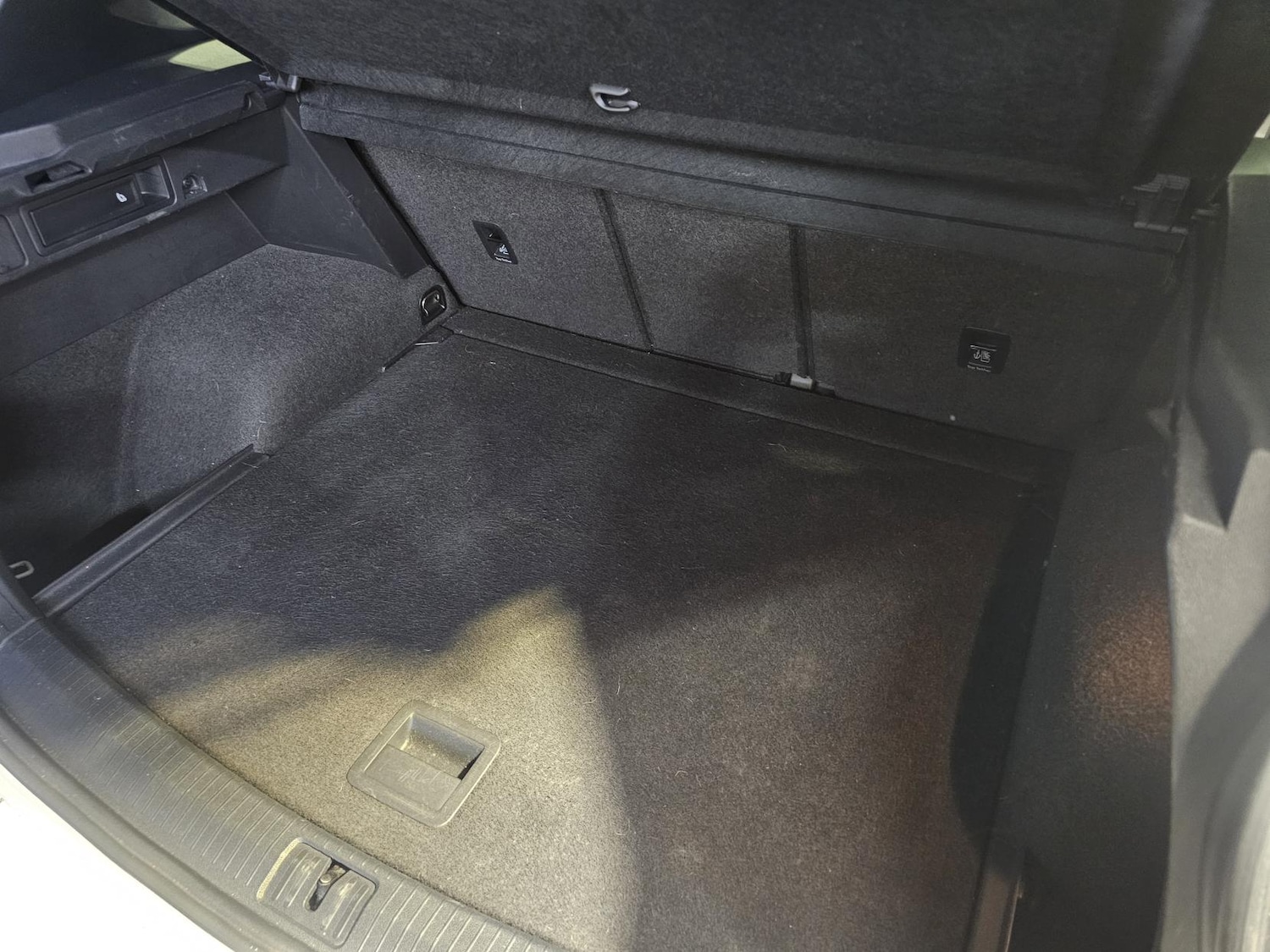 Used Volkswagen Tiguan 2018 for sale - 77702872: Photo 35