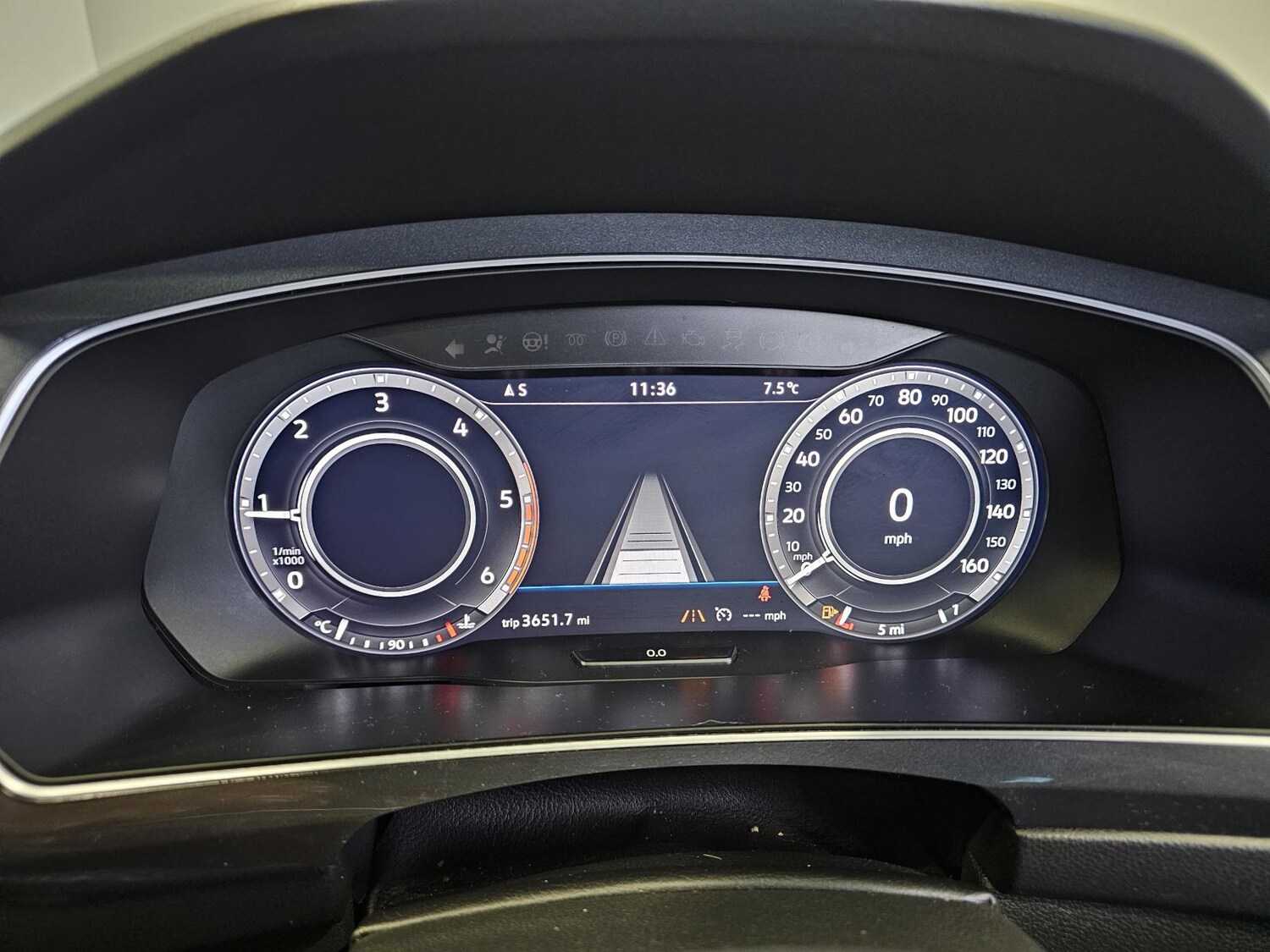 Used Volkswagen Tiguan 2018 for sale - 77702872: Photo 48